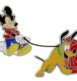 Disney Mickey Pin - Mickey Mouse And Pluto With Fire Hydrant
