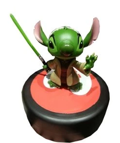 Disney Figure Statue - Star Wars - Jedi Master Yoda Stitch