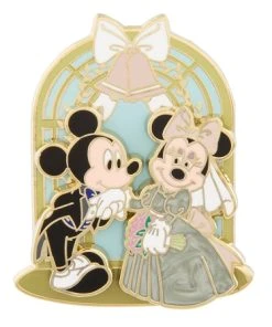 Disney Wedding Pin - Mickey And Minnie In A Chapel