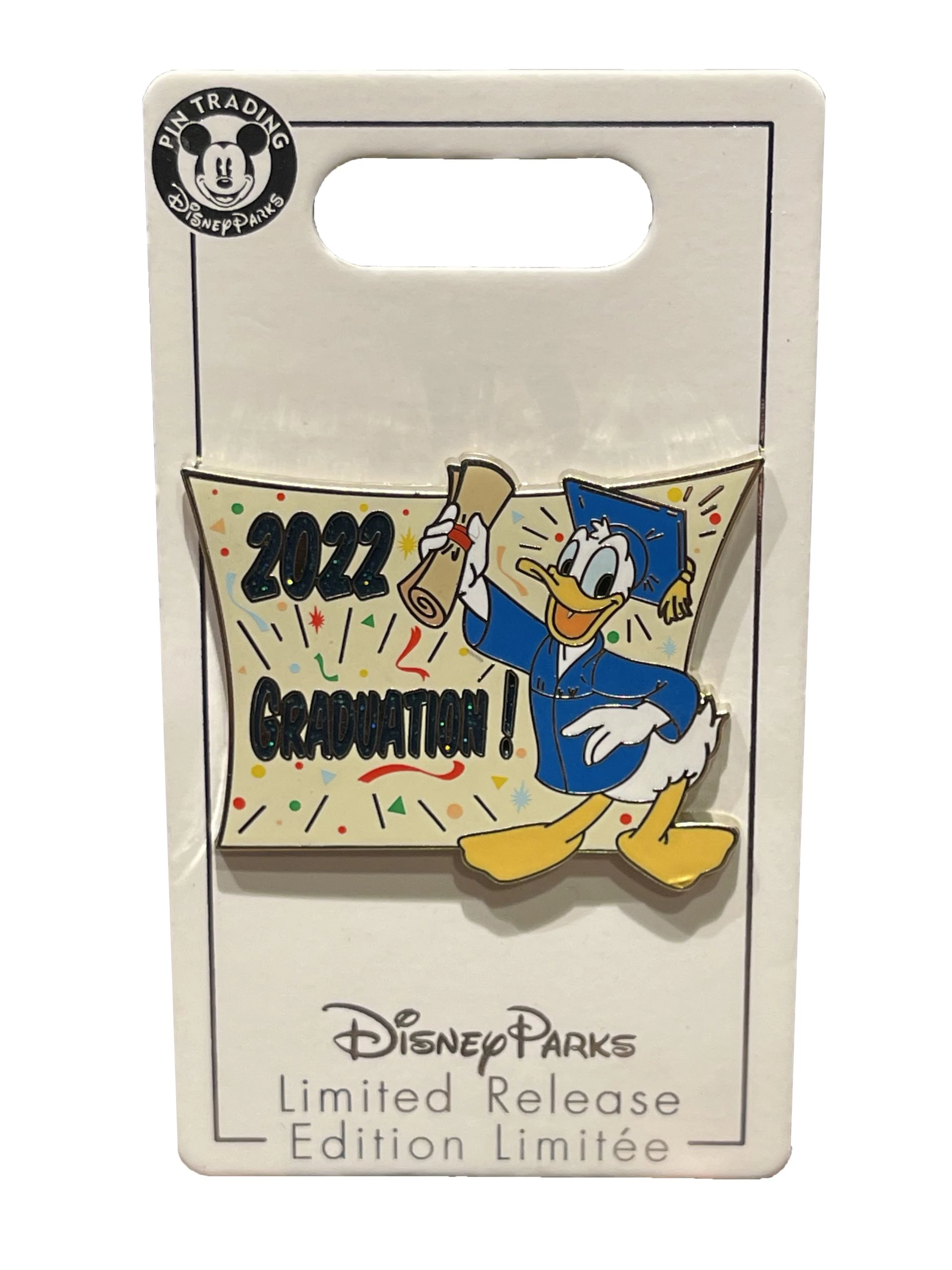 Disney Graduation Pin - Class Of 2022 - Donald Duck 3 Disney Graduation Pin - Class Of 2022 - Donald Duck