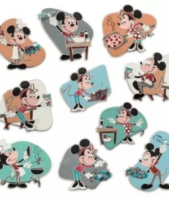 Disney Mystery Pin Pack - 2022 Food & Wine - Mickey & Minnie