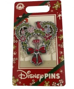 Disney Holiday Pin - 2022 Mickey Mouse Wreath